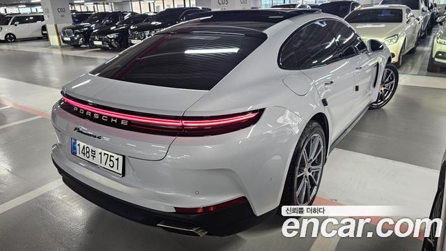 Porsche Panamera (976) 2.9 AWD E-Hybrid 2025 — фото 4