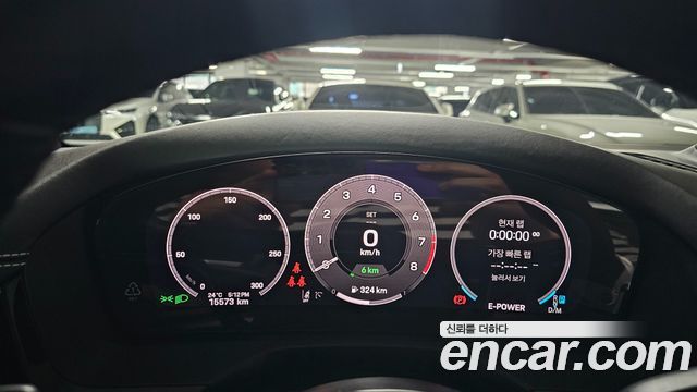 Porsche Panamera (976) 2.9 AWD E-Hybrid 2025 — фото 9