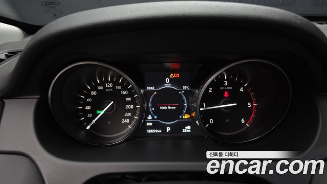 Land Rover Discovery Sport 2.0 TD4 SE (150PS) 2017 — фото 8