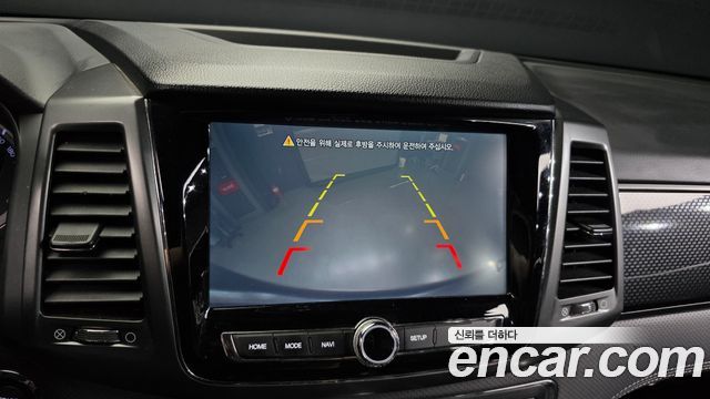 KG Mobility (SsangYong) Rexton Sports Khan Diesel 2.2 2WD Prestige 2021 — фото 15
