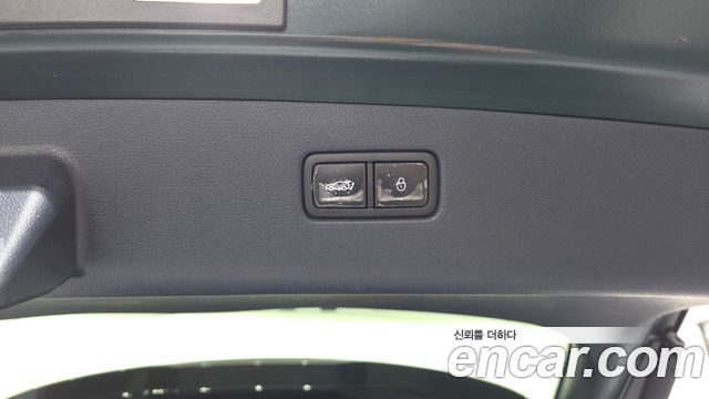 Genesis GV70 2.5T Gasoline 2WD 2023 — фото 31