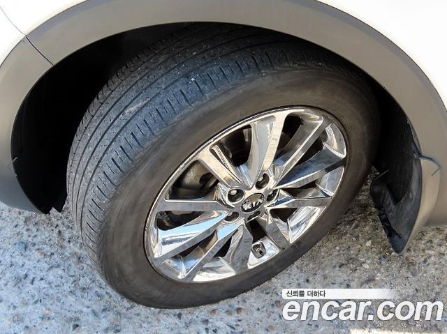 Kia Sorento Diesel 2.0 2WD Noblesse Special 2015 — фото 24