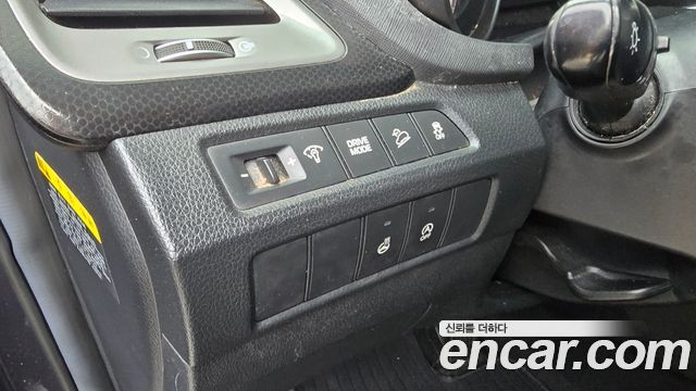 Hyundai Santa Fe The Prime Diesel 2.0 2WD Premium 2016 — фото 9