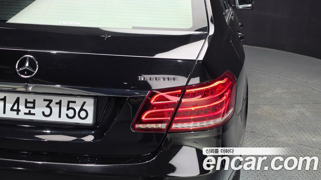 Mercedes-Benz E-Class (W212) E220 Bluetec Avantgarde 2015 — фото 23
