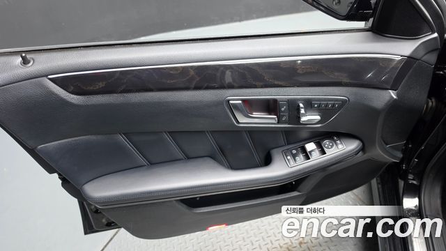 Mercedes-Benz E-Class (W212) E220 Bluetec Avantgarde 2015 — фото 24