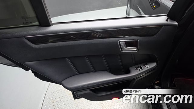 Mercedes-Benz E-Class (W212) E220 Bluetec Avantgarde 2015 — фото 25