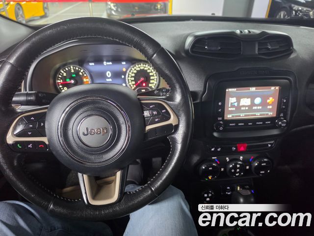 Jeep Renegade 1.6 Diesel Longitude 2015 — фото 10
