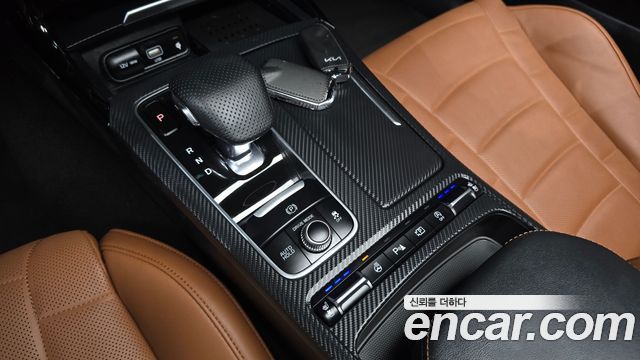 Kia Stinger Meister 3.3 GT AWD Tribute Edition 2023 — фото 9