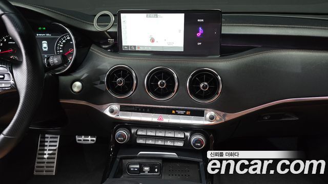 Kia Stinger Meister 3.3 GT AWD Tribute Edition 2023 — фото 29