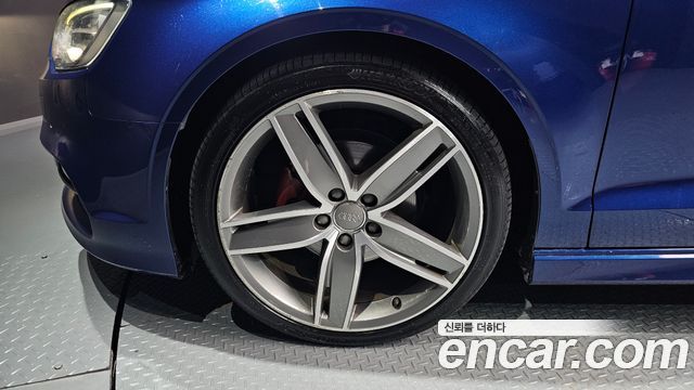 Audi A3 35 TDI Dynamic Sport Edition 8V 2015 — фото 5