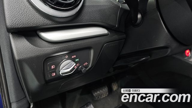 Audi A3 35 TDI Dynamic Sport Edition 8V 2015 — фото 16