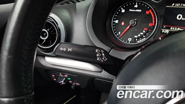 Audi A3 35 TDI Dynamic Sport Edition 8V 2015 — фото 17