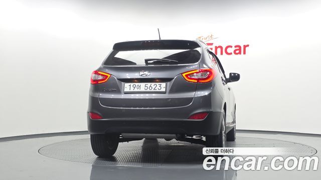Hyundai Tucson ix Diesel(e-VGT) 2WD Smart special 2014 — фото 4
