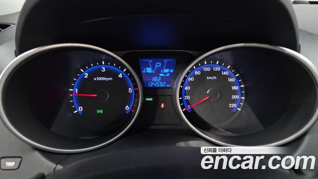 Hyundai Tucson ix Diesel(e-VGT) 2WD Smart special 2014 — фото 8