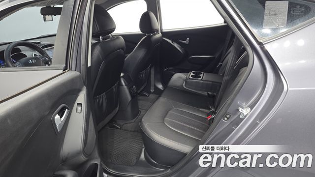 Hyundai Tucson ix Diesel(e-VGT) 2WD Smart special 2014 — фото 13