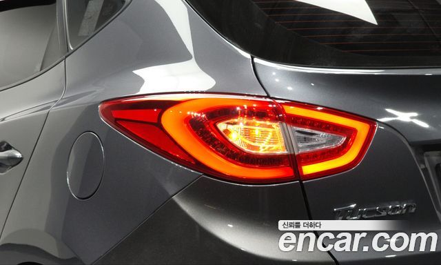 Hyundai Tucson ix Diesel(e-VGT) 2WD Smart special 2014 — фото 23