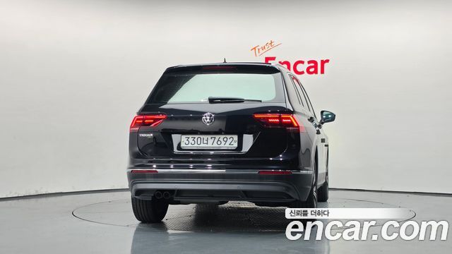 Volkswagen Tiguan (II) 2.0 TDI Prestige 2020 — фото 4