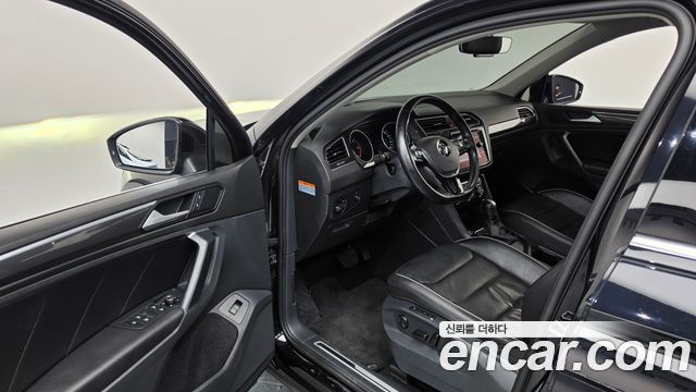 Volkswagen Tiguan (II) 2.0 TDI Prestige 2020 — фото 10