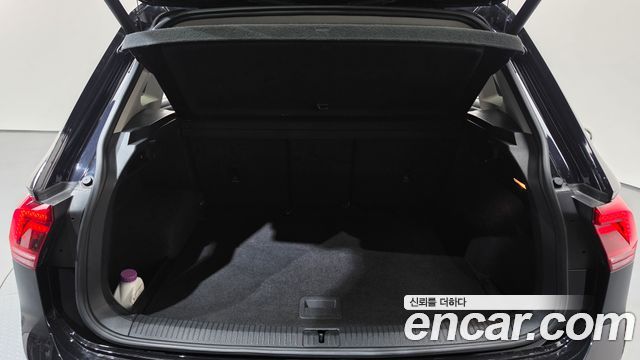 Volkswagen Tiguan (II) 2.0 TDI Prestige 2020 — фото 20