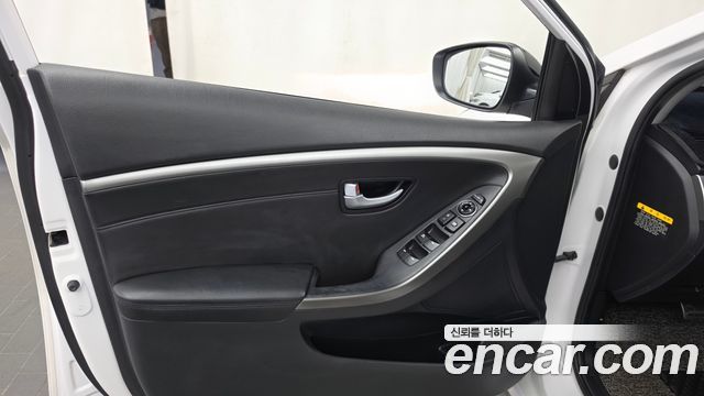 Hyundai i30 (New) 1.6 GDI Extreme 2012 — фото 24