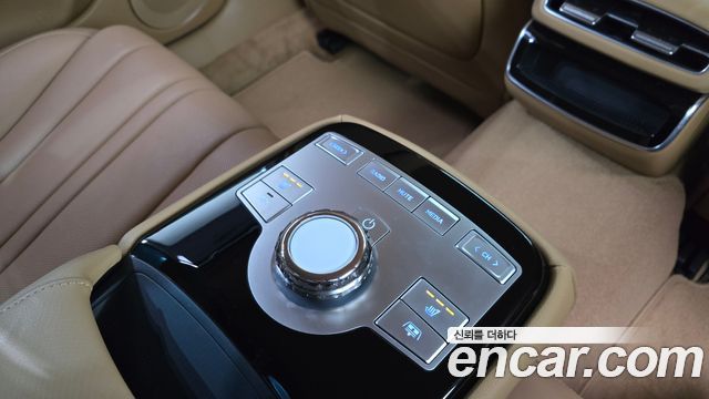Genesis G80 (RG3) Gasoline 2.5 Turbo 2WD 2025 — фото 20