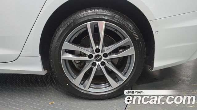 Audi A6 (C8) 45 TFSI Premium 2021 — фото 21