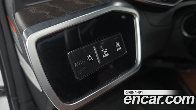 Audi A6 (C8) 45 TFSI Premium 2021 — фото 32