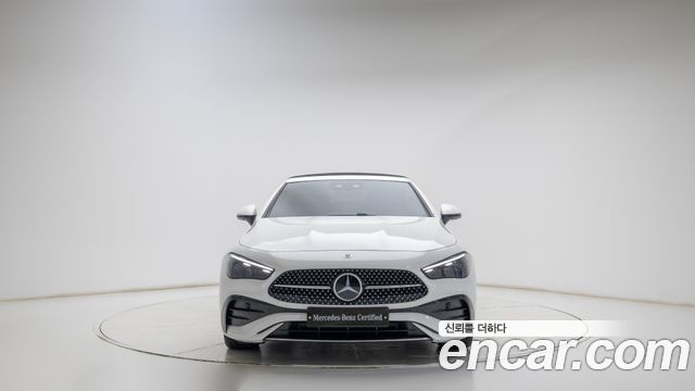 Mercedes-Benz CLE-Class (C236) CLE450 4MATIC Cabriolet 2024 — фото 3