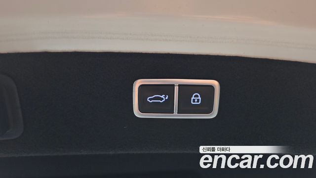 Genesis G80 (RG3) Gasoline 2.5 Turbo AWD 2024 — фото 17