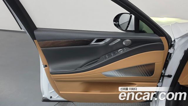 Genesis G80 (RG3) Gasoline 2.5 Turbo AWD 2024 — фото 24
