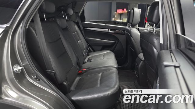 Kia Sorento R Diesel 2.2 4WD Limited 2013 — фото 12