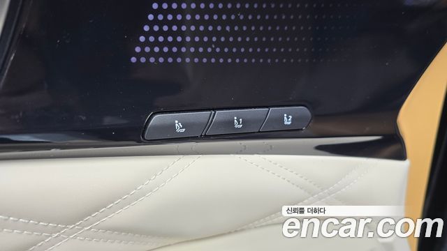 Kia Carnival (IV) Gasoline 9-Seater Hi Limousine (7-seater Limousine(Special vehicle) 2024 — фото 36