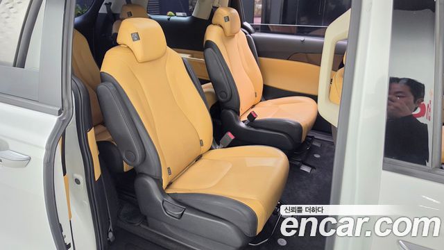 Kia Carnival (IV) Gasoline 9-Seater Noblesse 2023 — фото 12