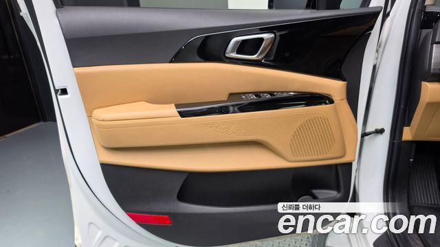 Kia Carnival (IV) Gasoline 9-Seater Noblesse 2023 — фото 24