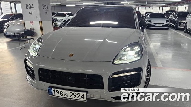 Porsche Cayenne (PO536) 3.0 COUPE PLATINUM EDITION