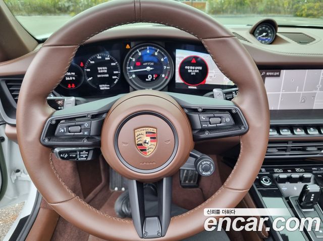 Porsche 911 (992) Carrera GTS Cabriolet 2024 — фото 18