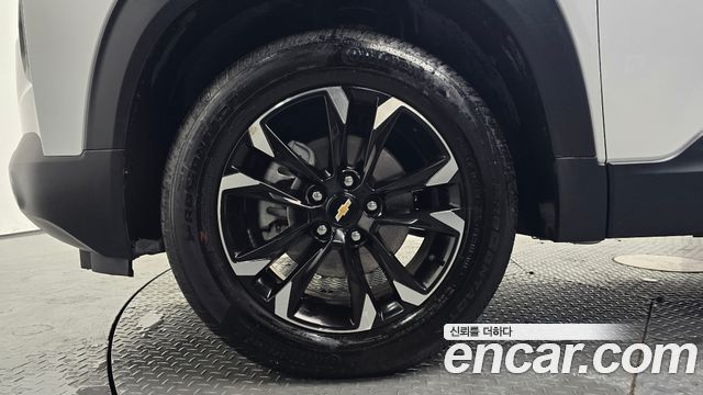 Chevrolet Trailblazer 1.3 Turbo 4WD Premier 2023 — фото 5