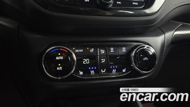 Chevrolet Trailblazer 1.3 Turbo 4WD Premier 2023 — фото 29