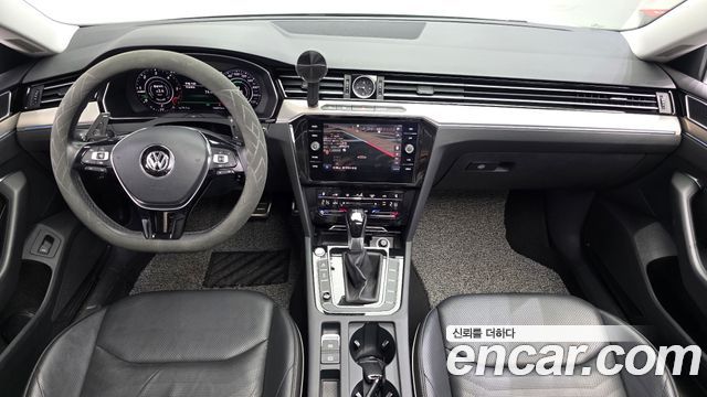 Volkswagen Arteon 2.0 TDI Premium 2019 — фото 7