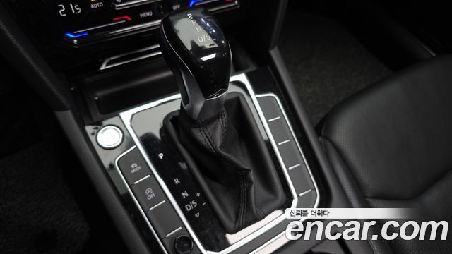 Volkswagen Arteon 2.0 TDI Premium 2019 — фото 9
