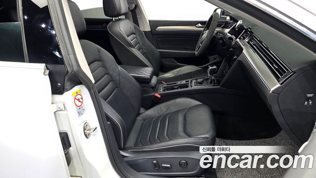 Volkswagen Arteon 2.0 TDI Premium 2019 — фото 11