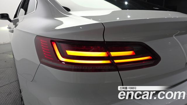 Volkswagen Arteon 2.0 TDI Premium 2019 — фото 23