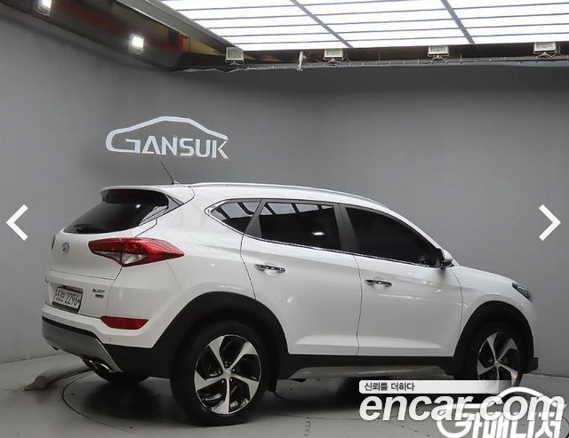 Hyundai Tucson Diesel 2.0 4WD Modren Special 2017 — фото 4