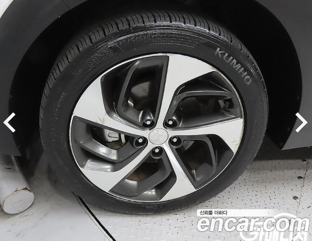 Hyundai Tucson Diesel 2.0 4WD Modren Special 2017 — фото 5