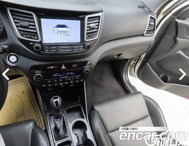 Hyundai Tucson Diesel 2.0 4WD Modren Special 2017 — фото 7