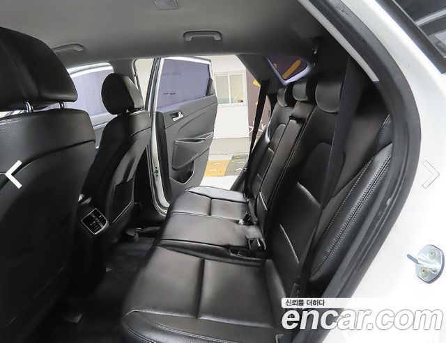 Hyundai Tucson Diesel 2.0 4WD Modren Special 2017 — фото 10