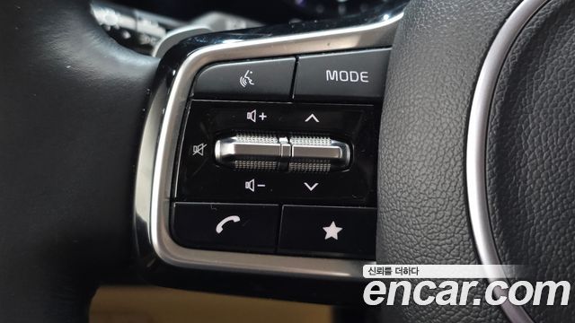 Kia Carnival (IV) Gasoline 9-Seater Signature 2023 — фото 17