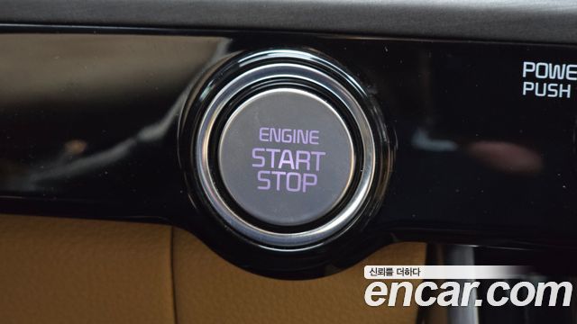 Kia Carnival (IV) Gasoline 9-Seater Signature 2023 — фото 39