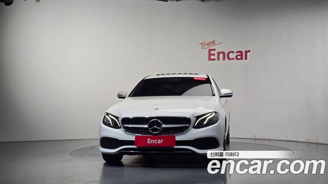 Mercedes-Benz E-Class (W213) E300 Avantgarde 2019 — фото 3