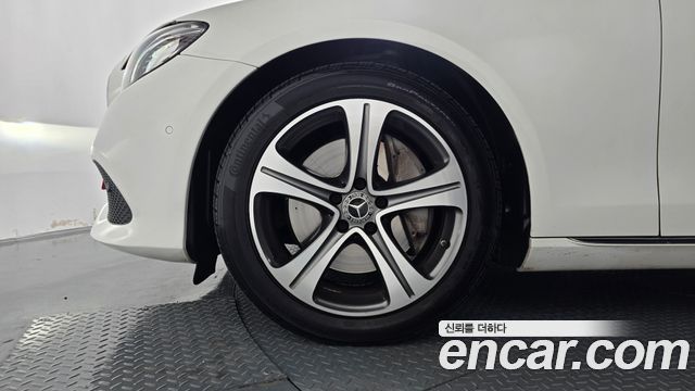 Mercedes-Benz E-Class (W213) E300 Avantgarde 2019 — фото 5